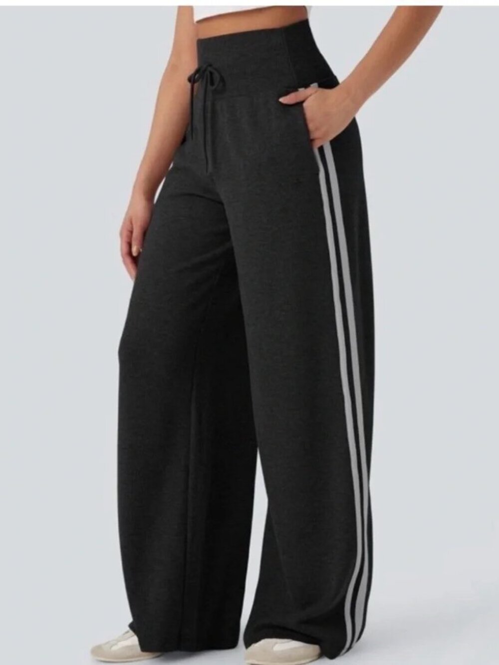 HALARA Black Wide-Leg Pants with White Side Stripes Women's Size XS Tall NWT